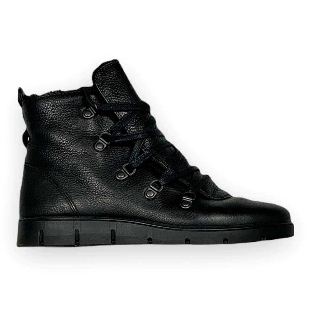 Contemporary Lace-Up Boot (Bella)